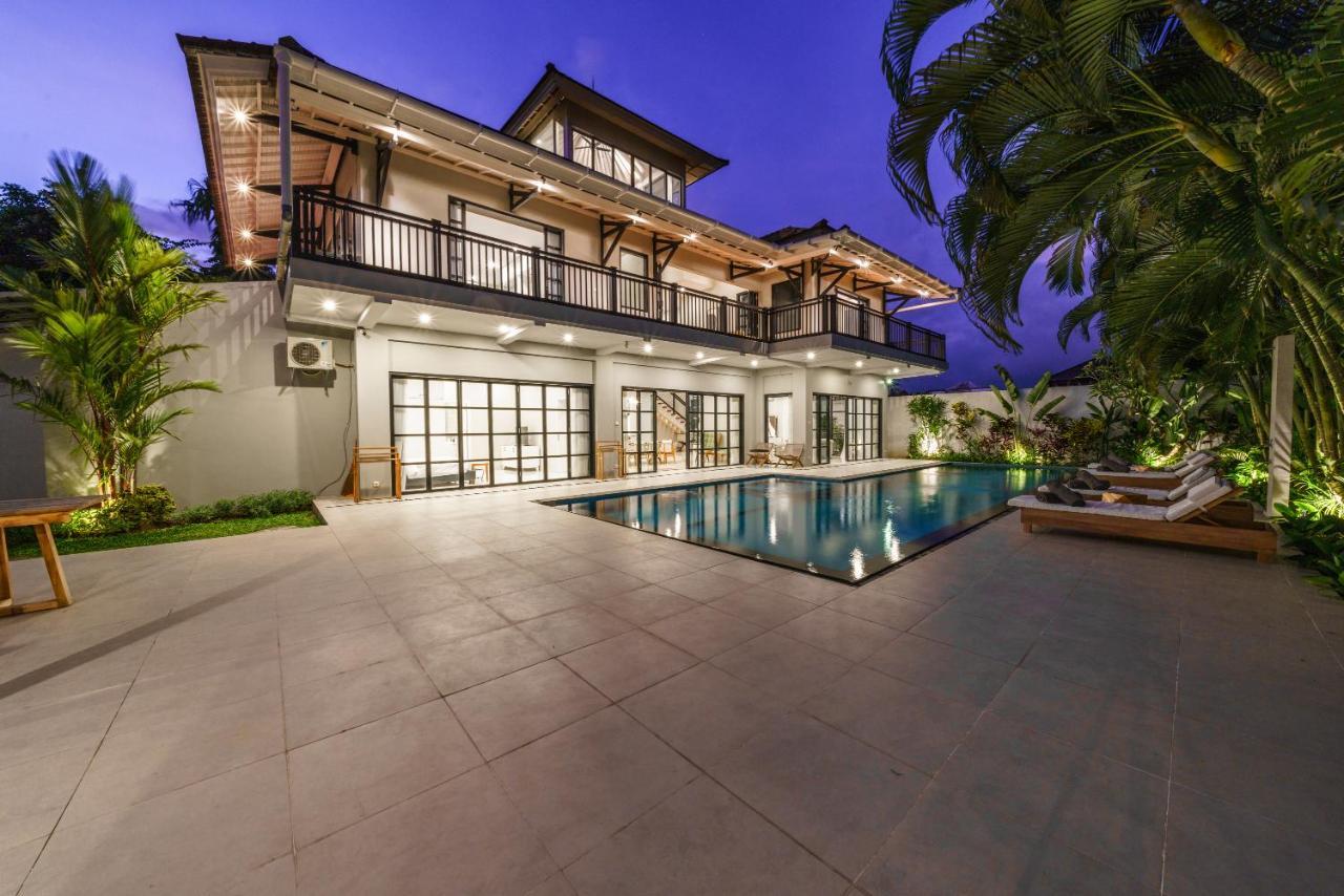 קנגו Villa Okenada - Modern 5-Bedroom Pool Villa In Berawa! מראה חיצוני תמונה